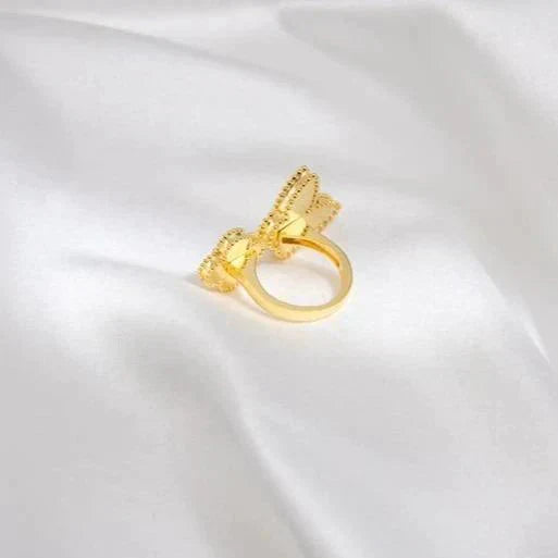 ??Loco?¡¥LUCKY BETWEEN THE FINGER RING