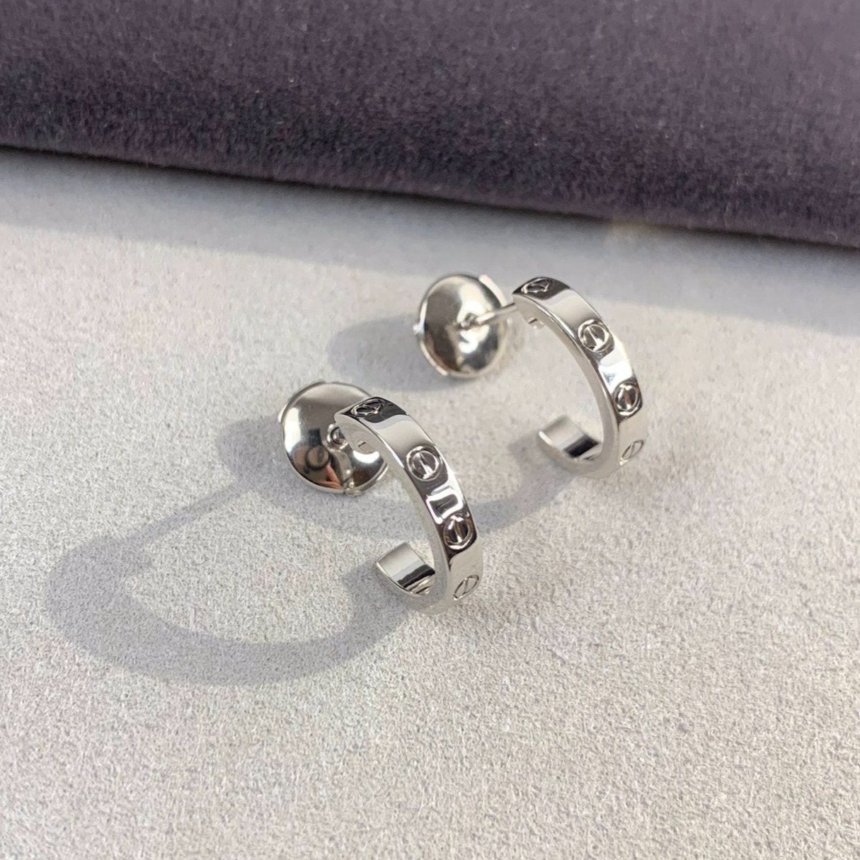 ??Loco?¡¥LOVE EARRINGS 2.65MM SILVER