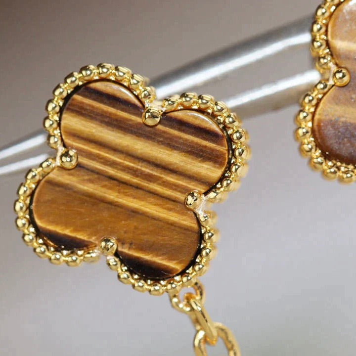 ??Loco?¡¥CLOVER  2 MOTIF  TIGER EYE CARNELIAN EARRINGS