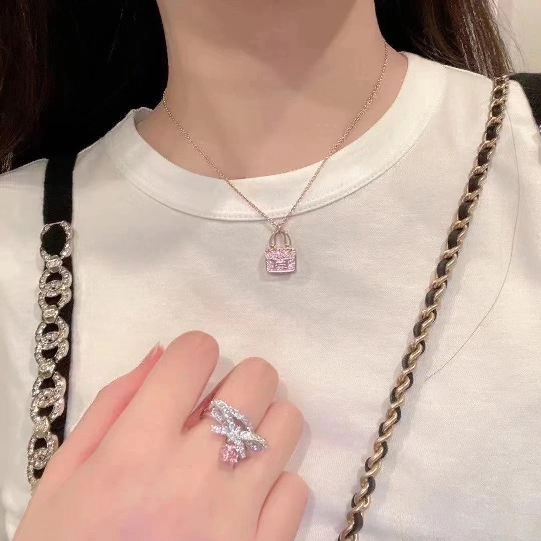 ??Loco?¡¥CONSTANCE PEDANT PURPLE DIAMOND NECKLACE
