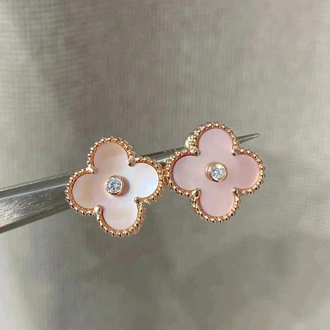 ??Loco?¡¥CLOVER MEDIUM 1 MOTIFS  PINK MOP DIAMOND EARRINGS