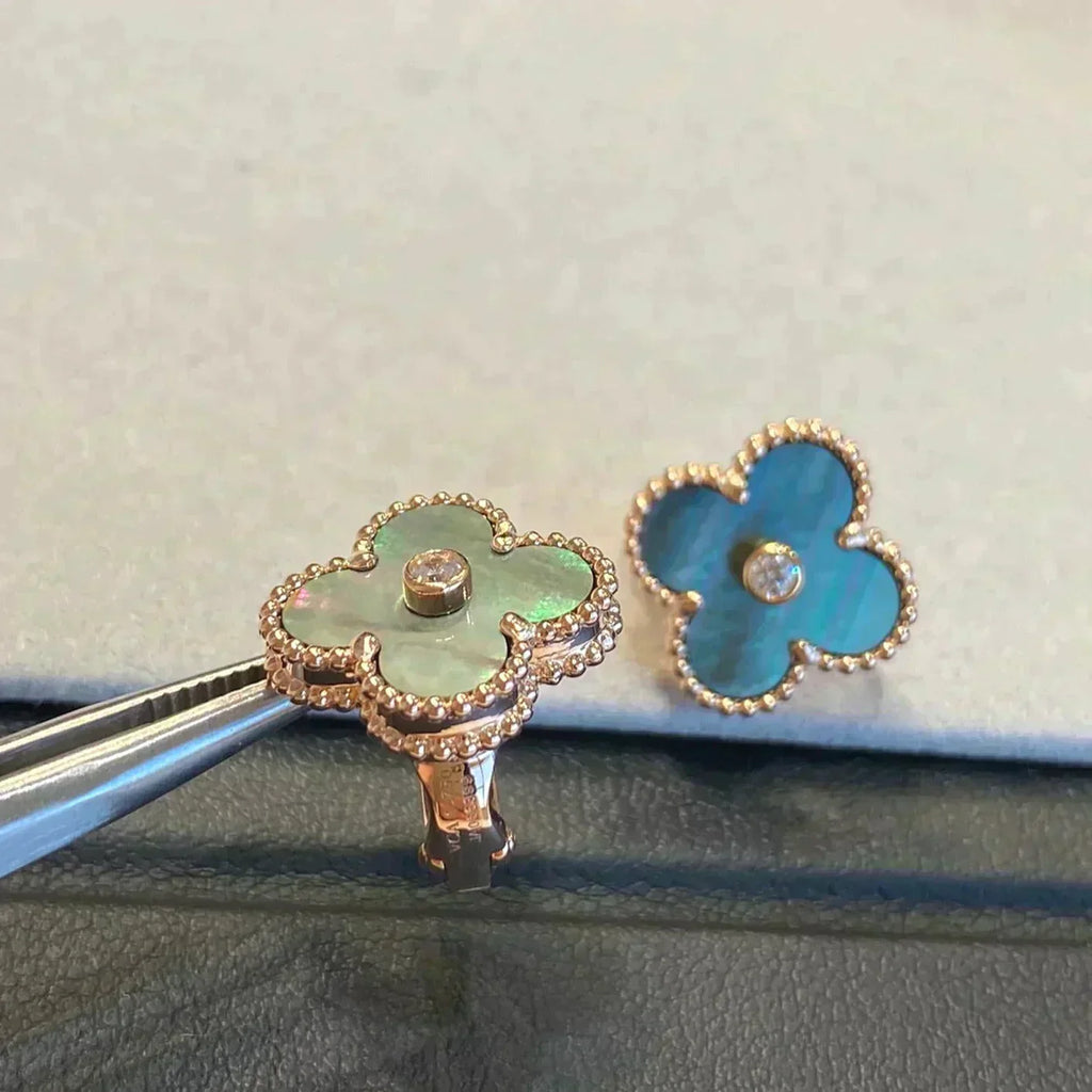 ??Loco?¡¥CLOVER MEDIUM 1 MOTIFS GRAY MOP  DIAMOND EARRINGS