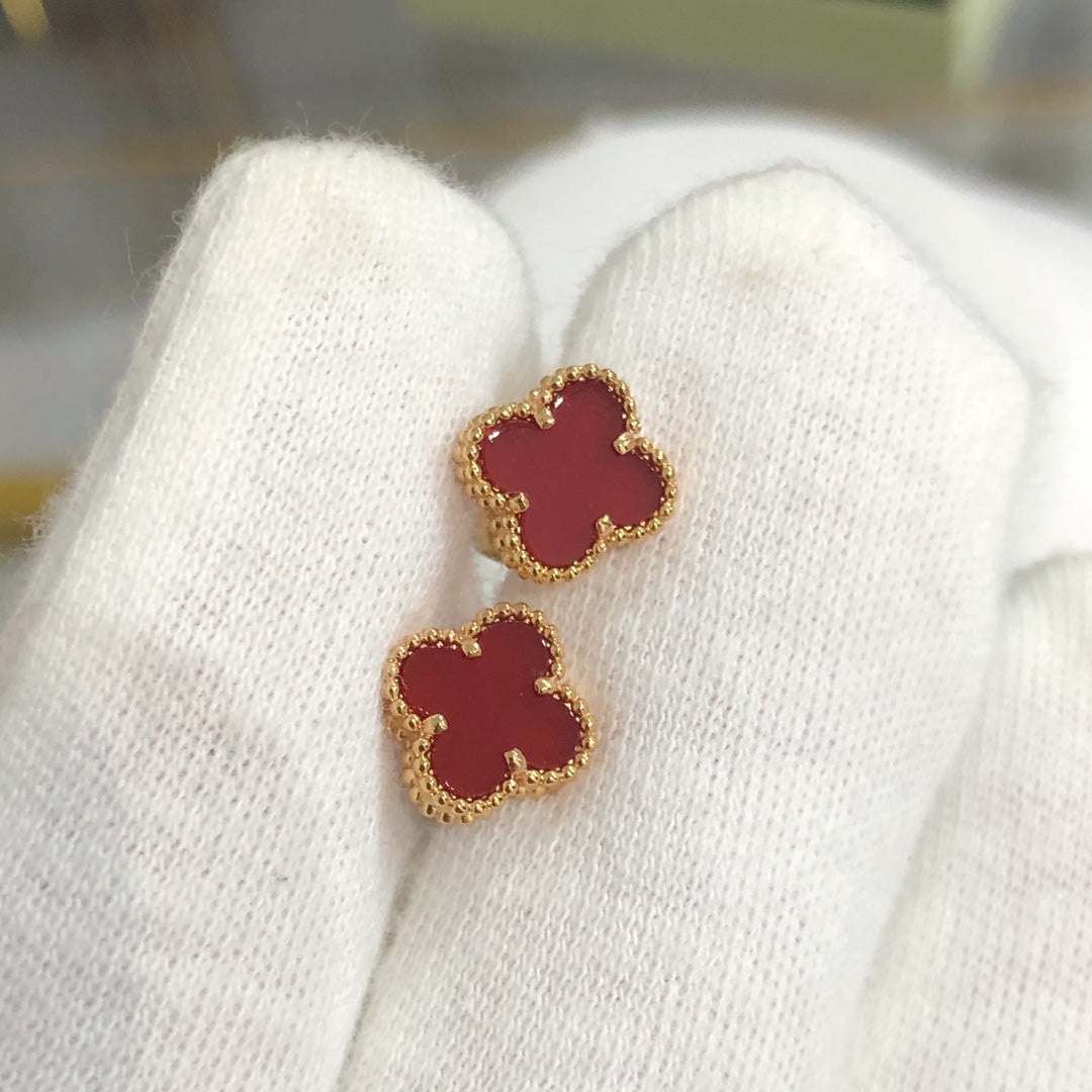 ??Loco?¡¥CLOVER MINI GOLD EARRINGS