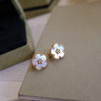 ??Loco?¡¥LUCKY PINK GOLD WHITE MOP EARRINGS