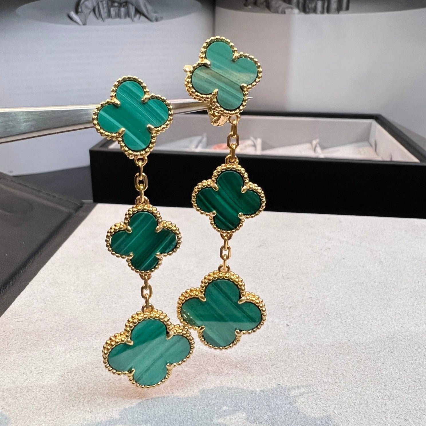??Loco?¡¥CLOVER MALACHITE 3 MOTIFS GOLD