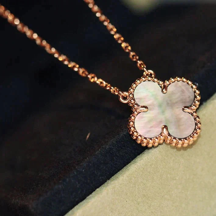 ??Loco?¡¥CLOVER 15MM  GRAY MOTHER OF PEARL NECKLACE