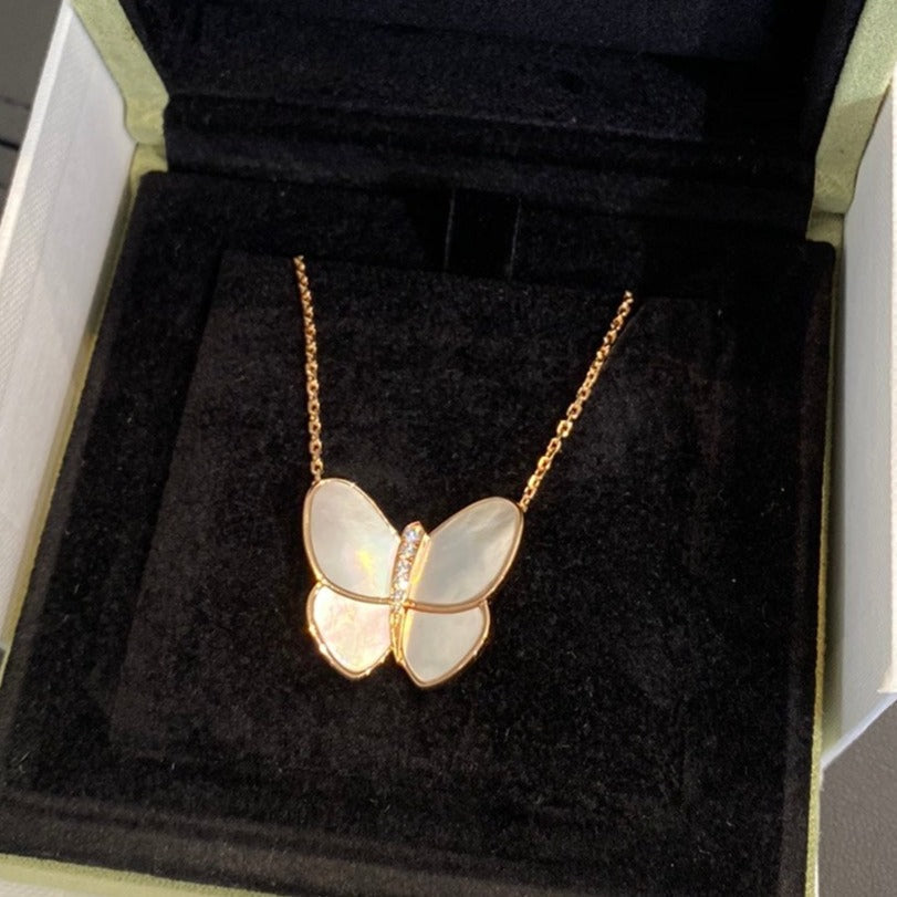 ??Loco?¡¥BUTTERFLY GOLD MOP DIAMOND NECKLACE