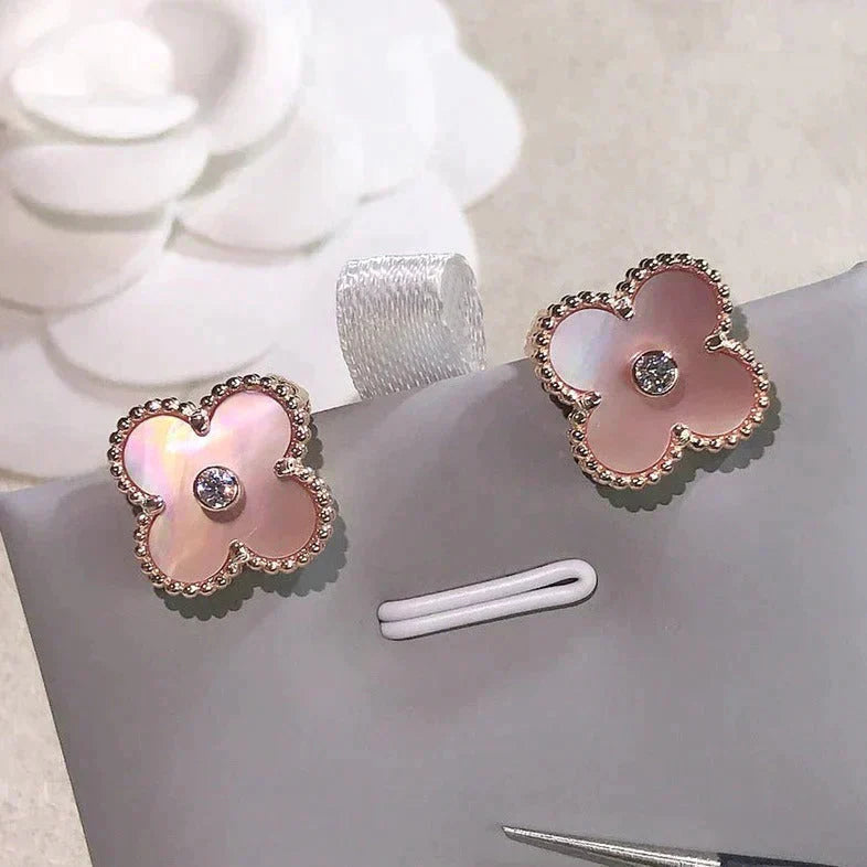 ??Loco?¡¥CLOVER MEDIUM 1 MOTIFS  PINK MOP DIAMOND EARRINGS