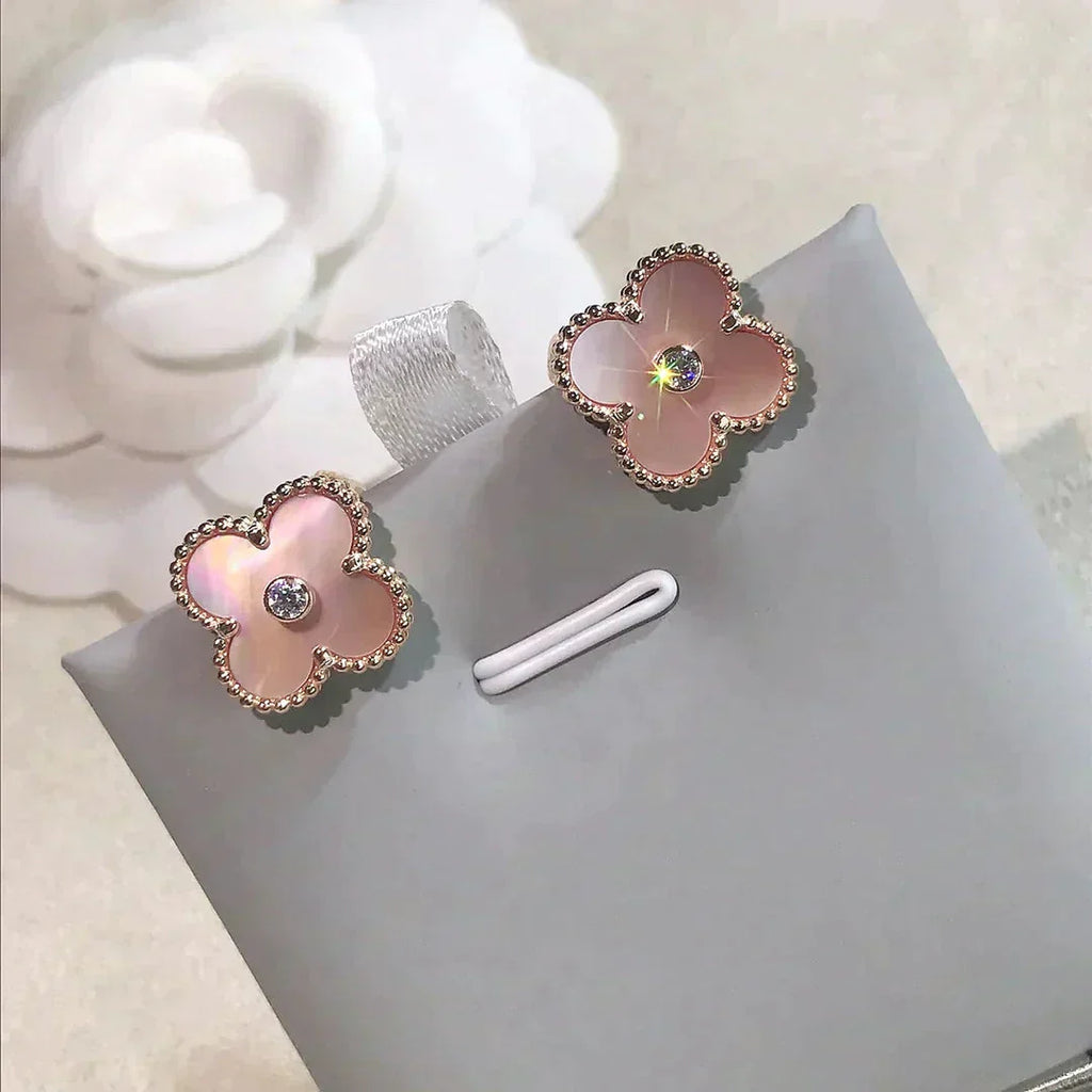 ??Loco?¡¥CLOVER MEDIUM 1 MOTIFS  PINK MOP DIAMOND EARRINGS