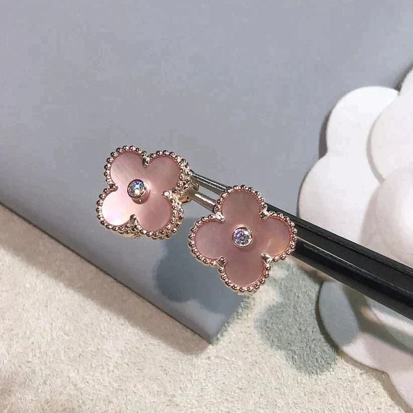 ??Loco?¡¥CLOVER MEDIUM 1 MOTIFS  PINK MOP DIAMOND EARRINGS