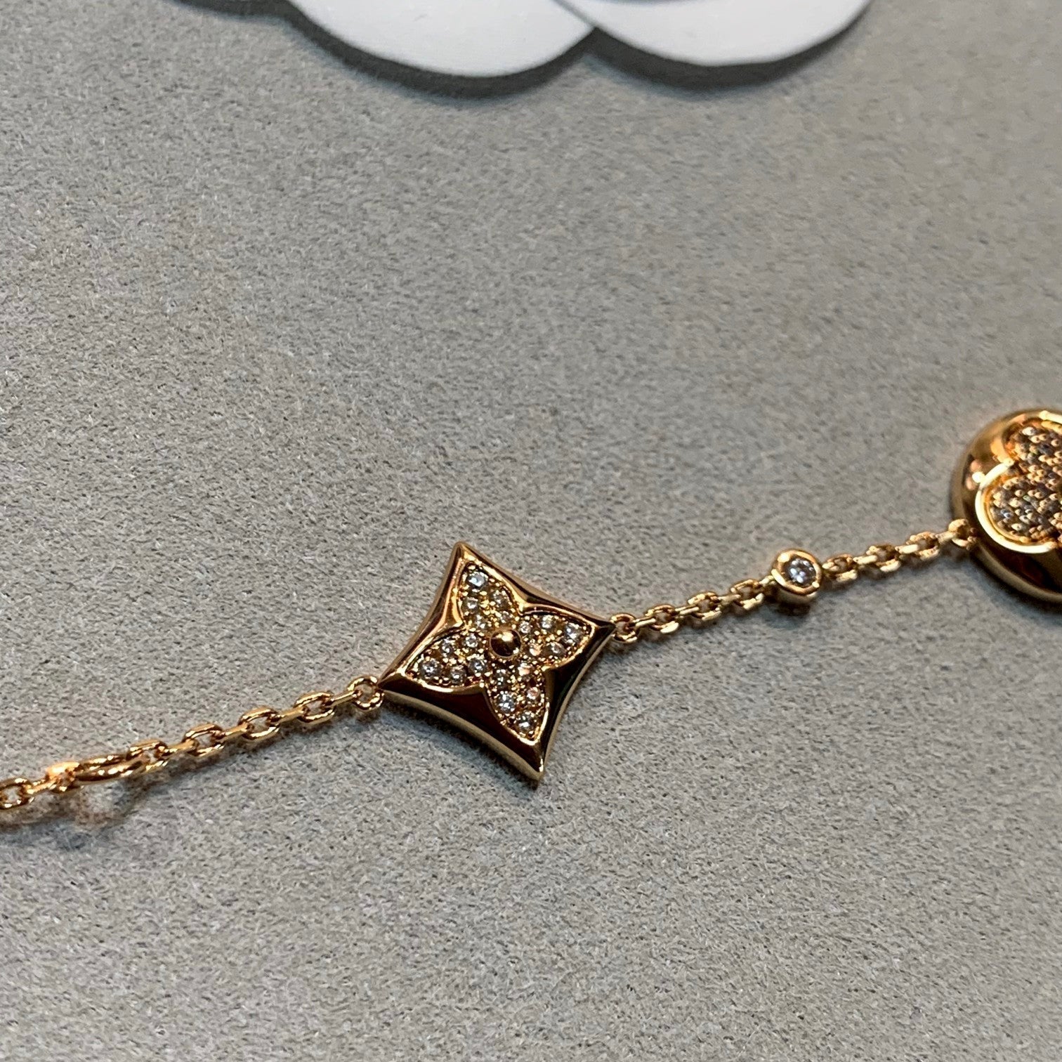 ??Loco?¡¥STAR AND SUN 4 MOTIFS GOLD DIAMONDS BRACELET