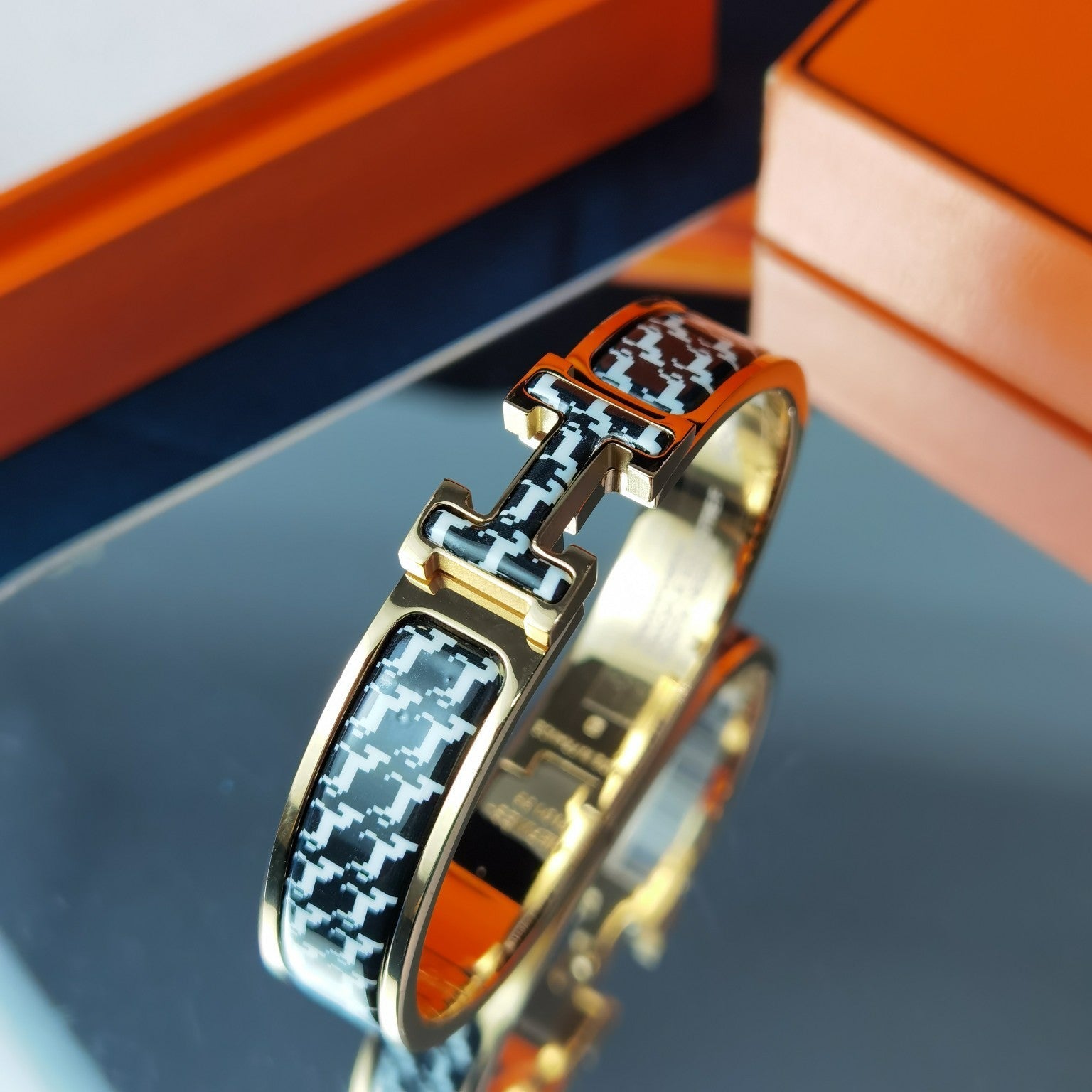 ??Loco?¡¥H HORSE BRACELET 12MM