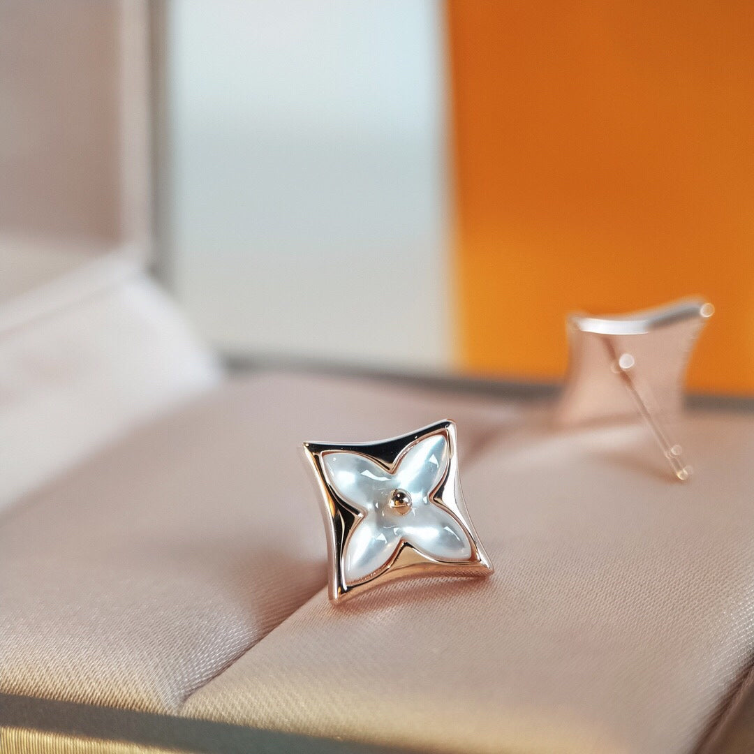 ??Loco?¡¥STAR MOP PINK GOLD EARRINGS