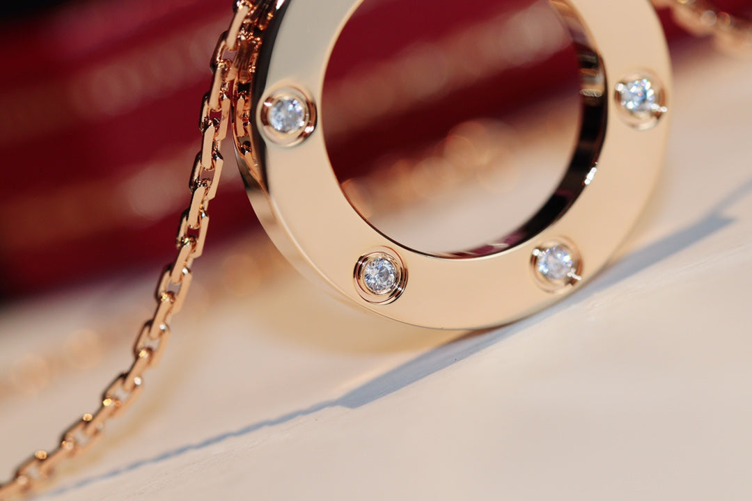 ??Loco?¡¥LOVE NECKLACE 16MM 6 DIAMONDS PINK GOLD