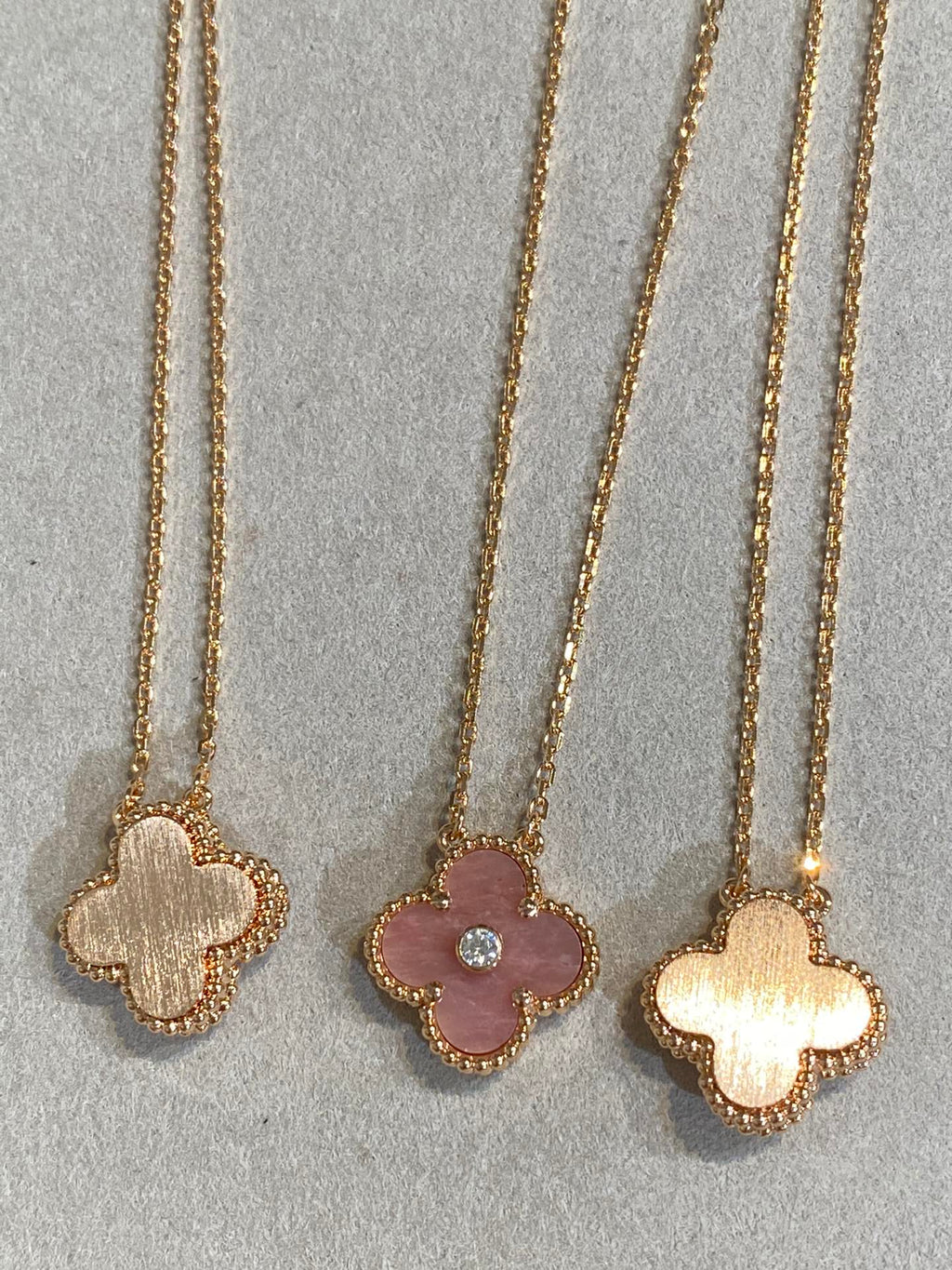 ??Loco?¡¥CLOVER 15MM DIAMOND RHODONITE NECKLACE