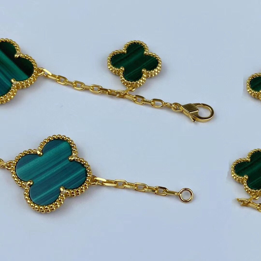 ??Loco?¡¥MAGIC CLOVER MALACHITE GOLD BRACELET 5 MOTIFS