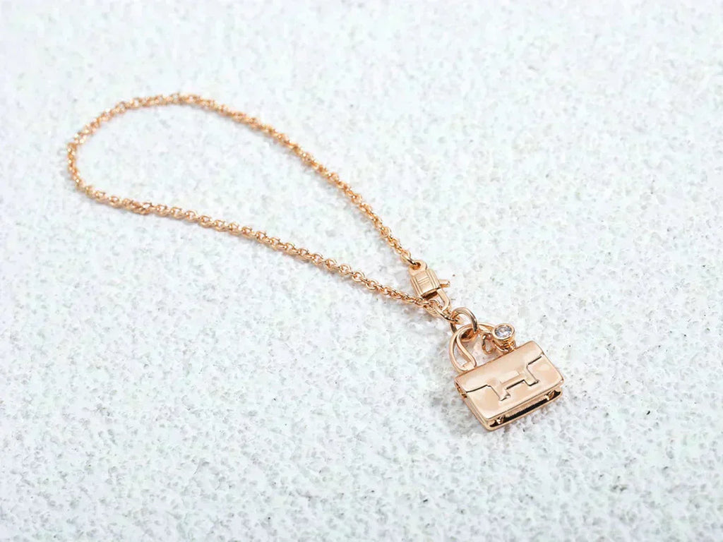 ??Loco?¡¥AMULETTE PEDANT ROSE GOLD NECKLACE