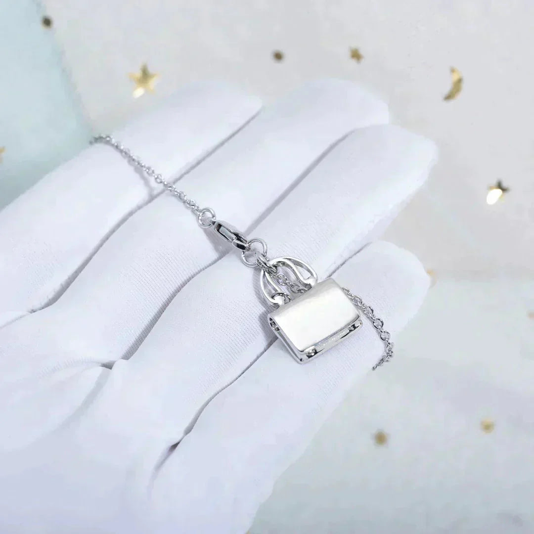 ??Loco?¡¥AMULETTE PEDANT SILVER NECKLACE