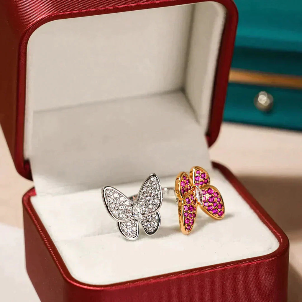 ??Loco?¡¥TWIN BUTTERFLY DIAMOND RING