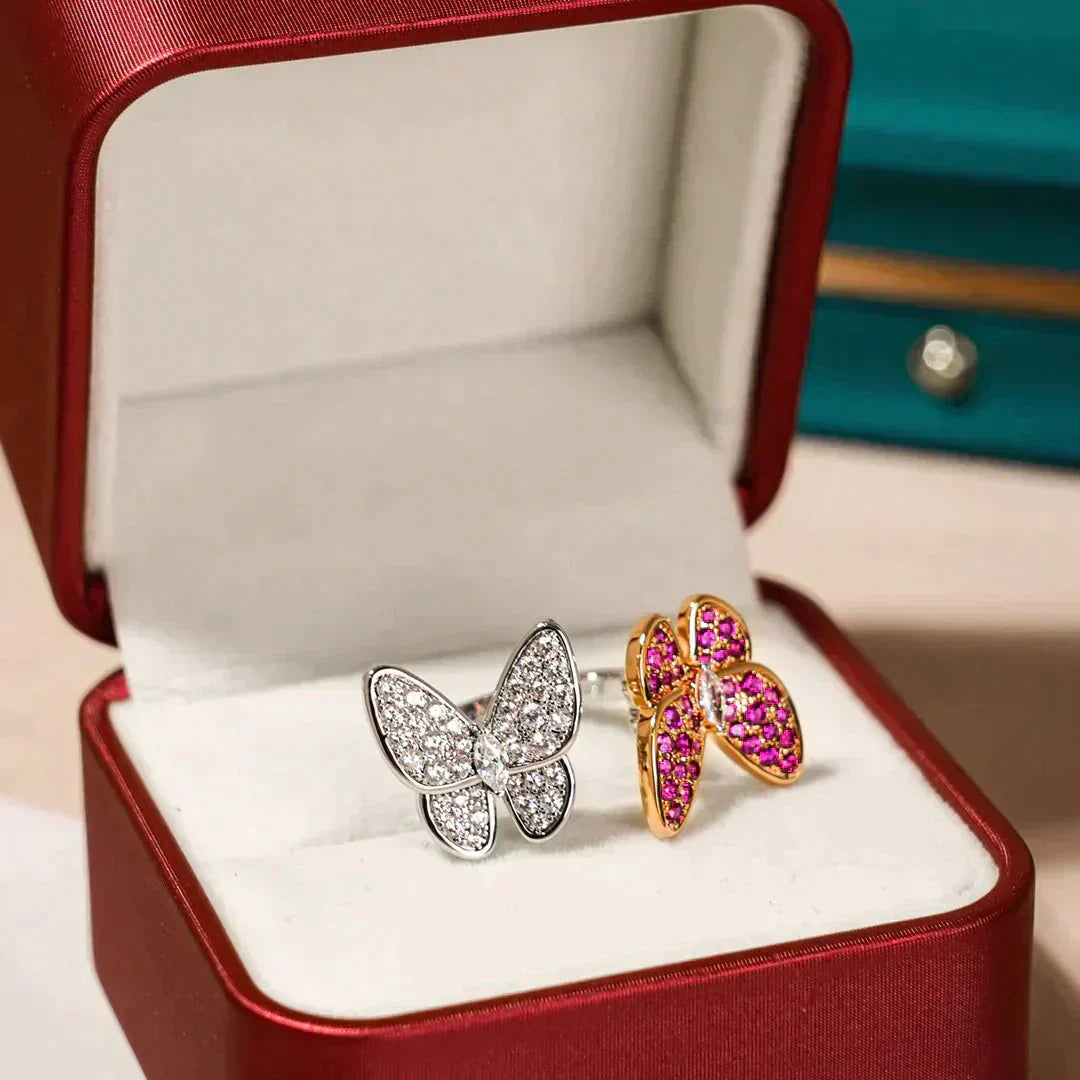 ??Loco?¡¥TWIN BUTTERFLY DIAMOND RING
