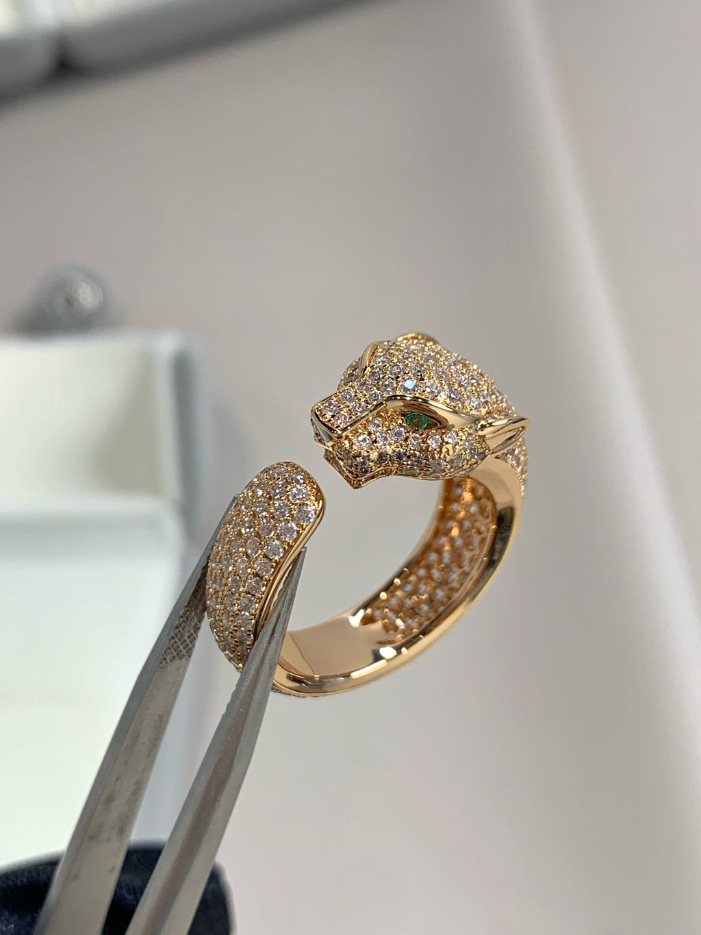 ??Loco?¡¥PANTHERE PINK GOLD DIAMOND RING