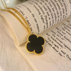 ??Loco?¡¥CLOVER 25MM NECKLACE GOLD ONYX