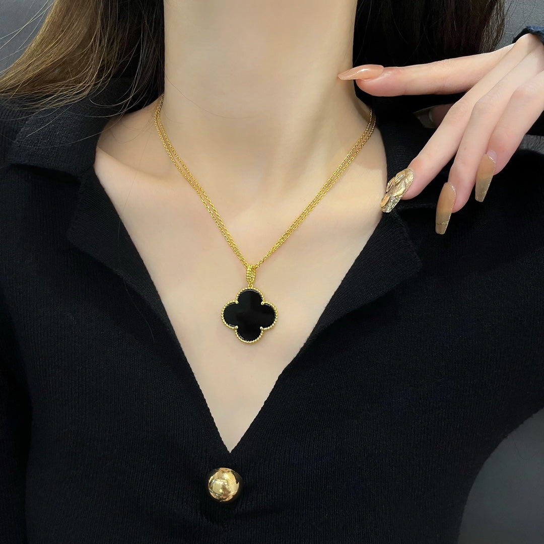 ??Loco?¡¥CLOVER 25MM NECKLACE GOLD ONYX