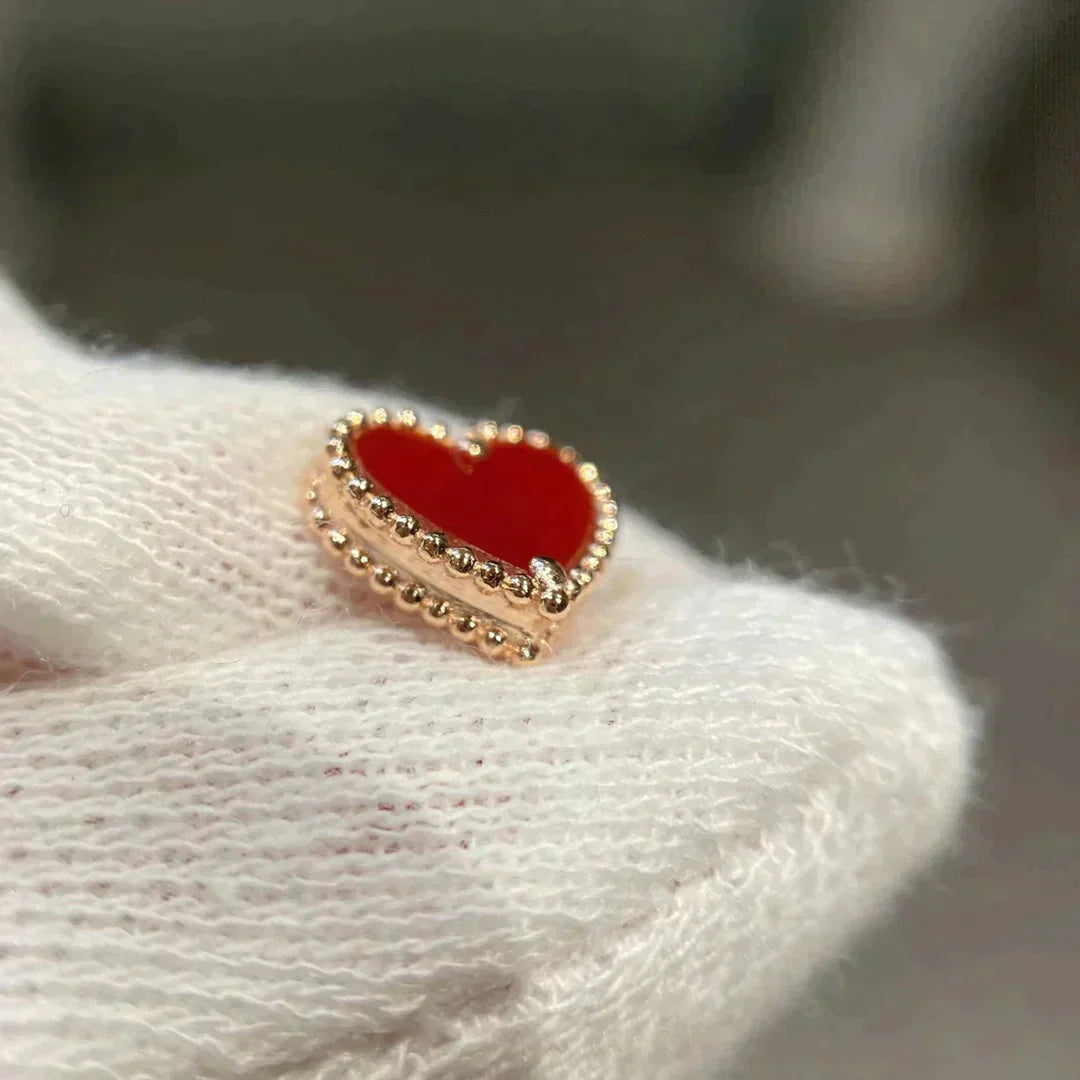 ??Loco?¡¥HEART CARNELIAN STUD EARRINGS
