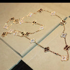 ??Loco?¡¥CLOVER 20 MOTIFS LASER DIAMOND NECKLACE