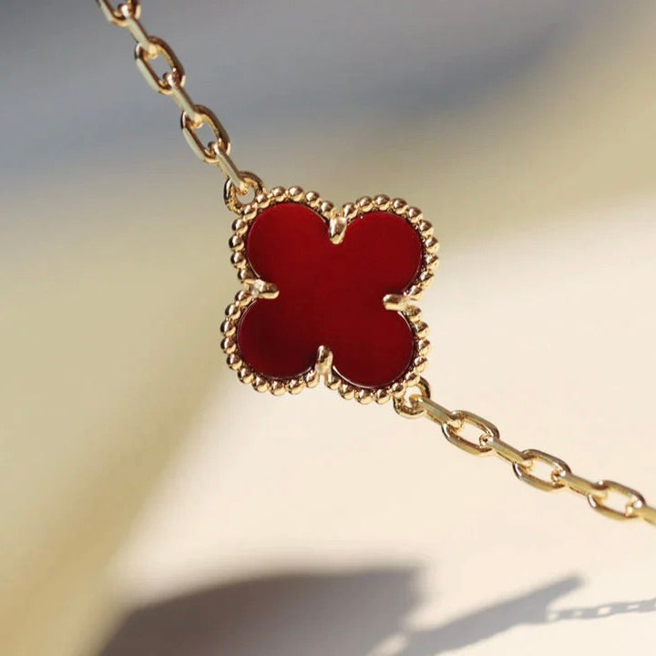 ??Loco?¡¥CLOVER 20 MOTIFS CARNELIAN NECKLACE
