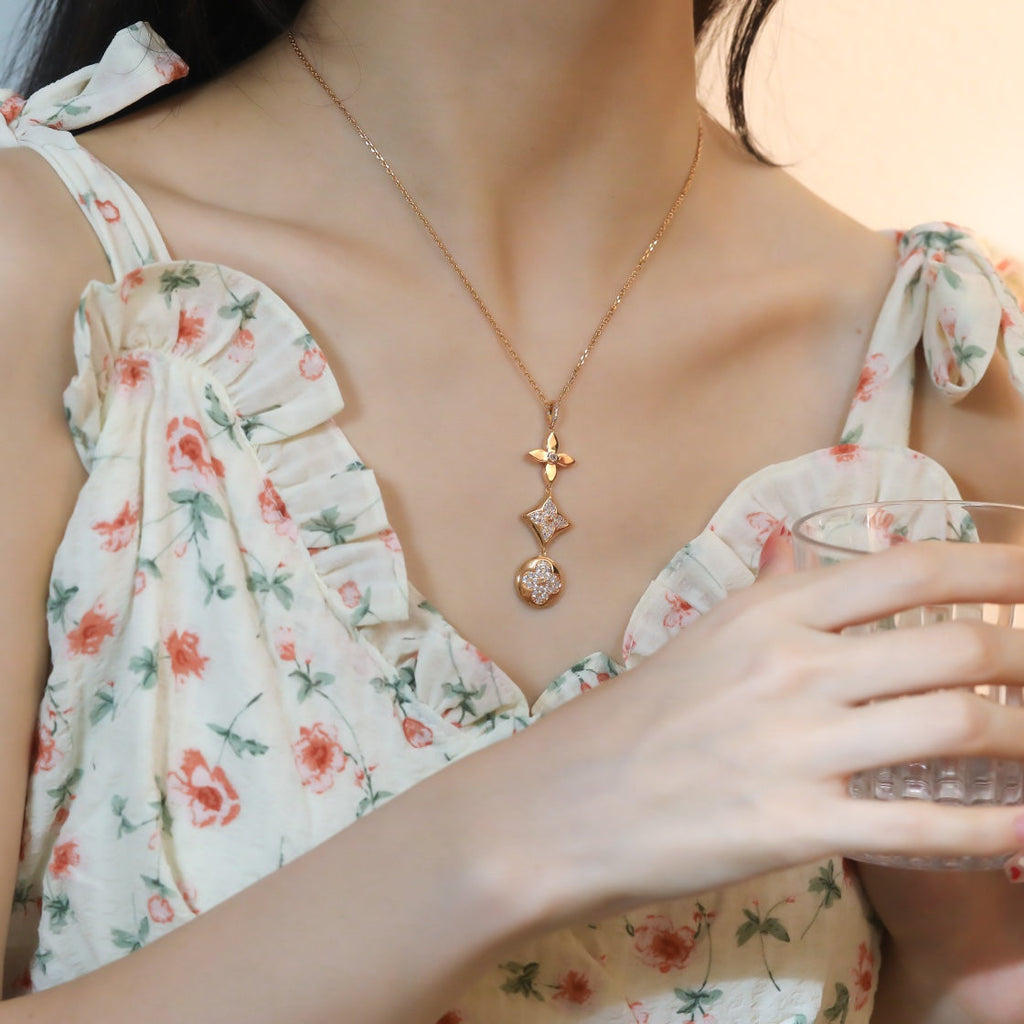 ??Loco?¡¥STAR AND SUN DIAMOND PINK GOLD NECKLACE