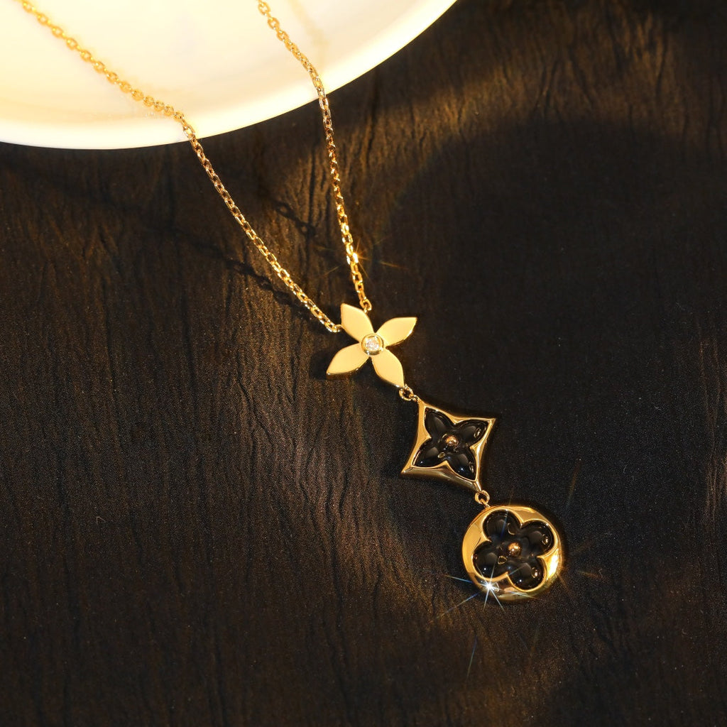 ??Loco?¡¥STAR AND SUN ONYX PINK GOLD NECKLACE