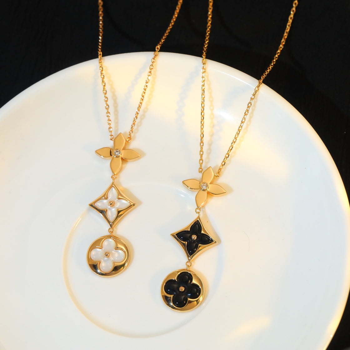 ??Loco?¡¥STAR AND SUN ONYX PINK GOLD NECKLACE