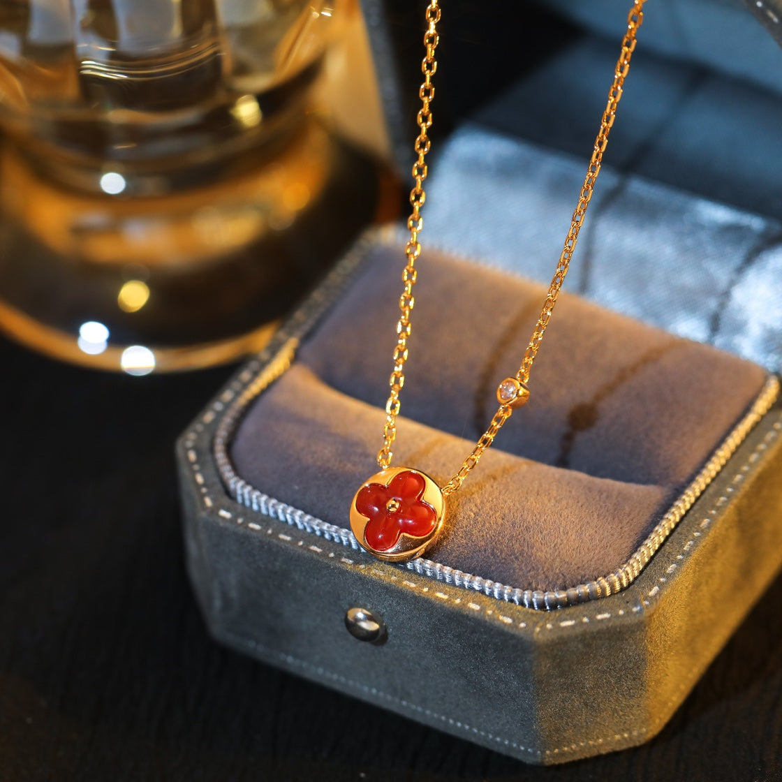 ??Loco?¡¥SUN PEDANT PINK GOLD 1 DIAMOND NECKLACE