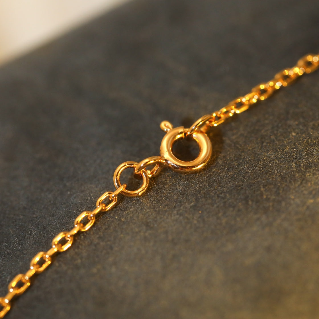 ??Loco?¡¥SUN PEDANT PINK GOLD 1 DIAMOND NECKLACE