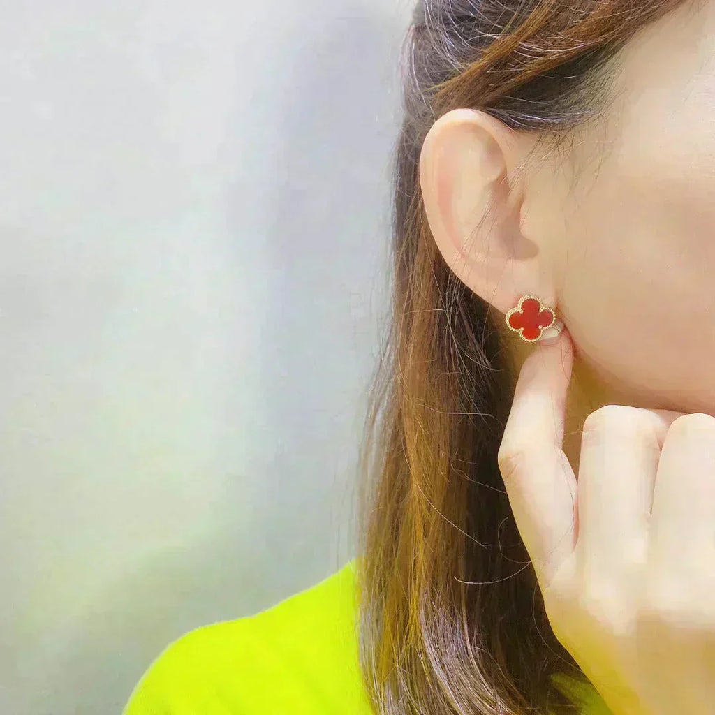 ??Loco?¡¥CLOVER MEDIUM 1 MOTIFS CARNELIAN  EARRINGS