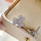??Loco?¡¥CLOVER COMOS DIAMOND EARRINGS SILVER
