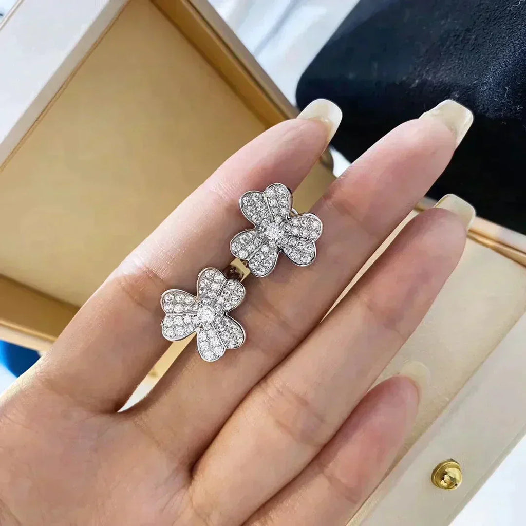 ??Loco?¡¥CLOVER COMOS DIAMOND EARRINGS SILVER