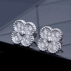 ??Loco?¡¥CLOVER 1 MOTIFS DIAMOND STUD EARRINGS SILVER