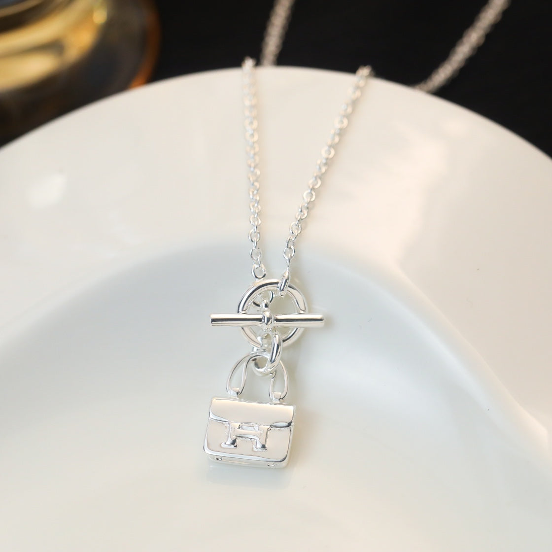 ??Loco?¡¥POP H PEDANT SILVER NECKLACE