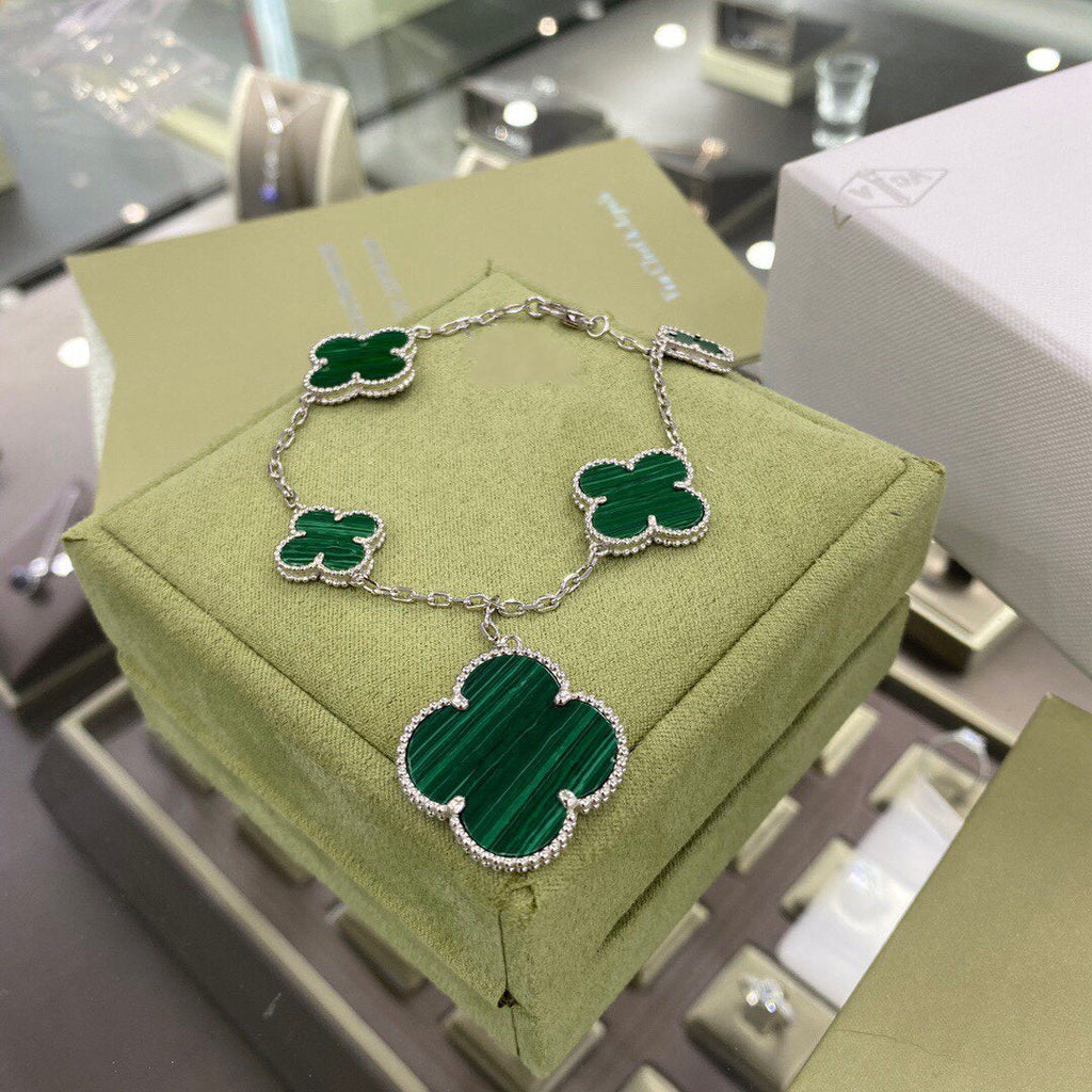 ??Loco?¡¥CLOVER 5 MOTIFS SIVLER MALACHITE BRACELET