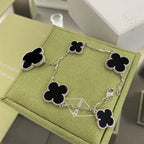 ??Loco?¡¥CLOVER 5 MOTIFS SIVLER ONYX BRACELET
