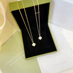 ??Loco?¡¥CLOVER MINI 9.5MM WHITE MOTHER-OF-PEARL NECKLACE