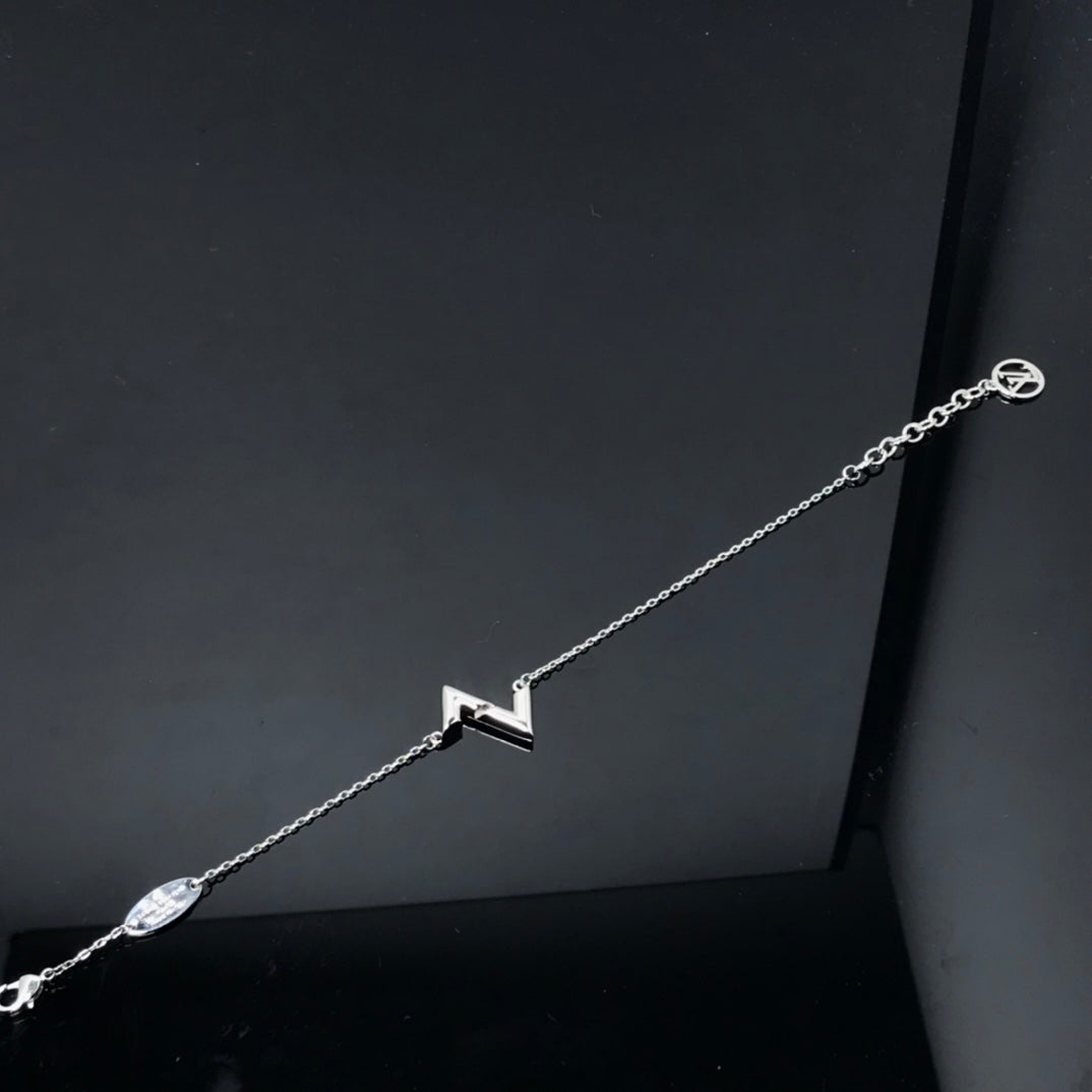 ??Loco?¡¥VOLT LV LOGO BRACELET