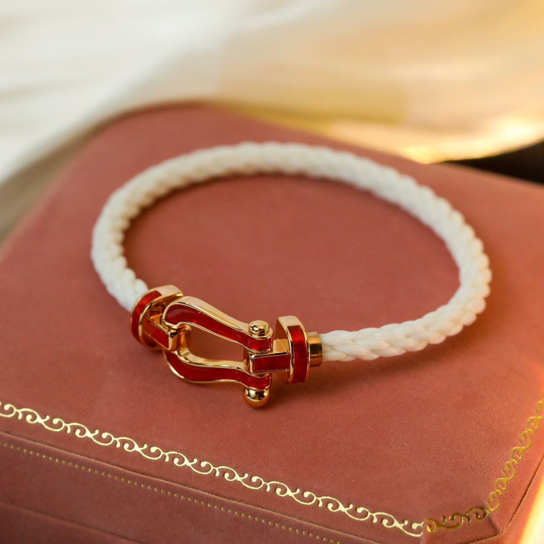 ??Loco?¡¥FORCE 10 WHITE TEXTILE DIAMOND PAVED