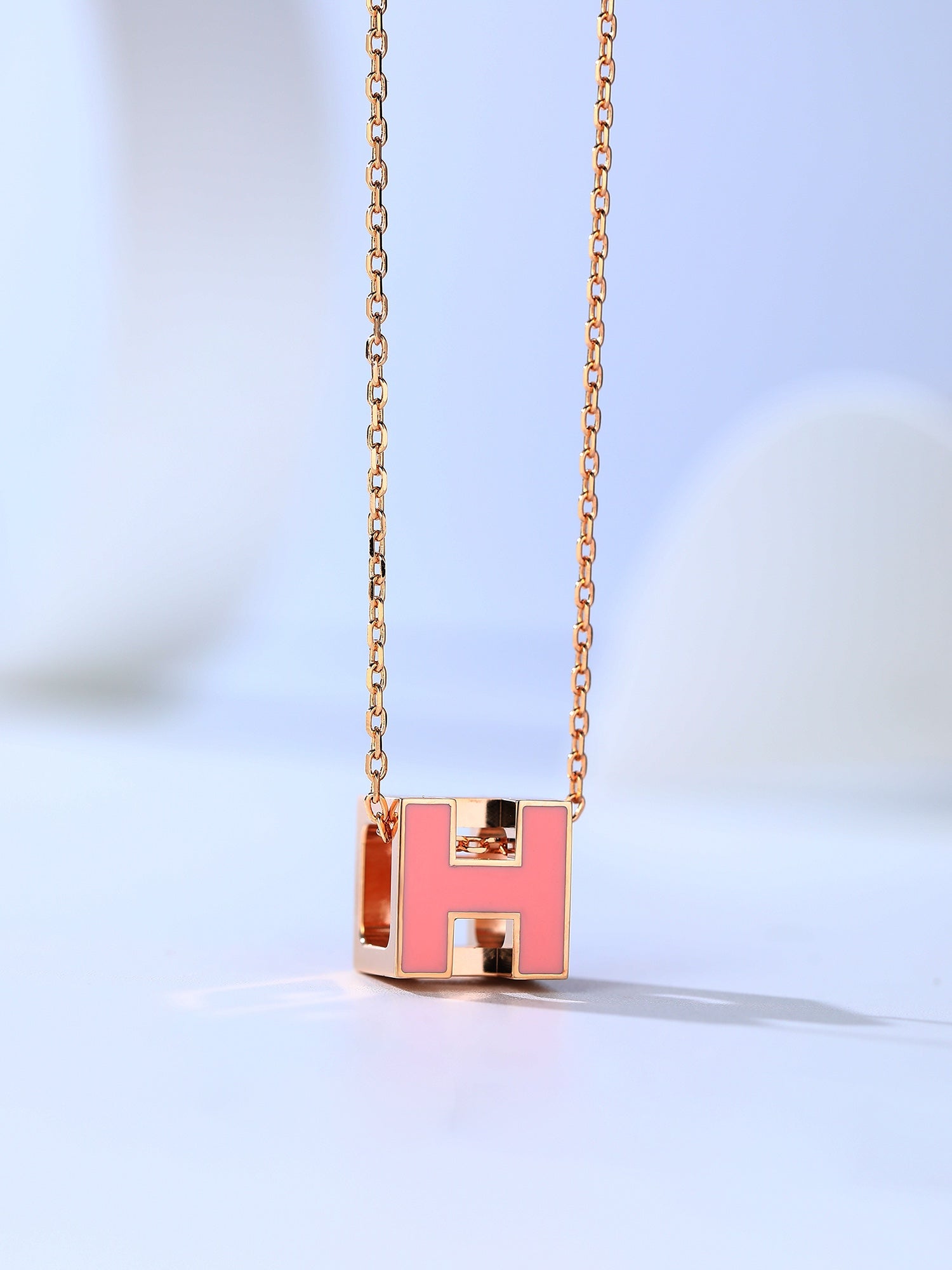 ??Loco?¡¥H CAGE PINK GOLD NECKLACE