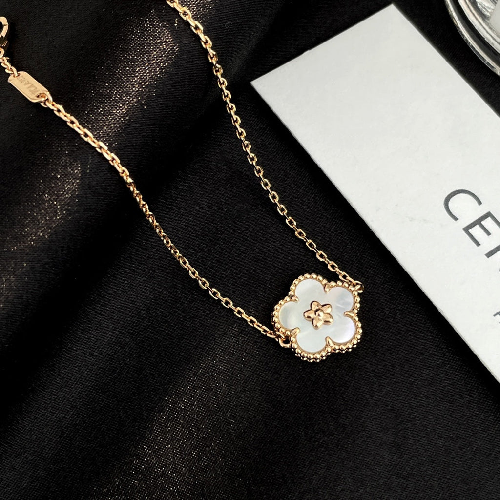 ??Loco?¡¥LUCKY SPRING ROSE GOLD MOP BRACELET