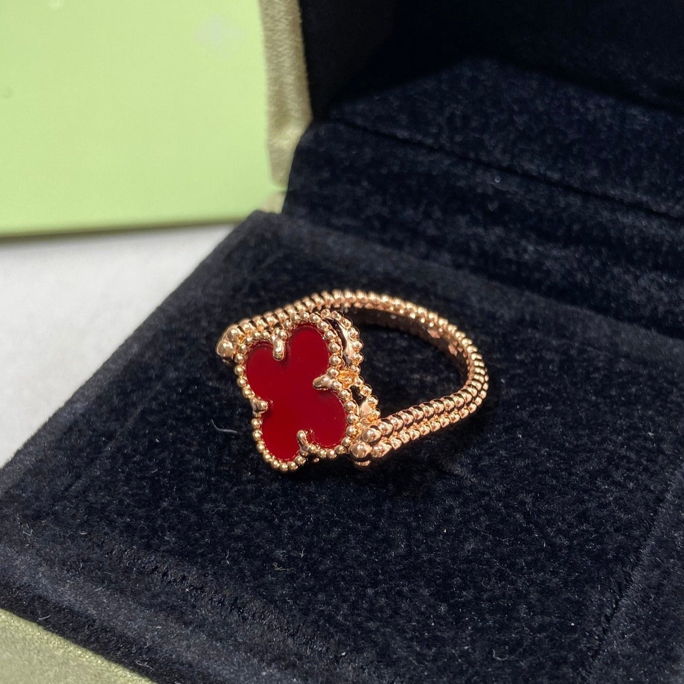 ??Loco?¡¥CLOVER RIVERSIBLE ROSE GOLD RING