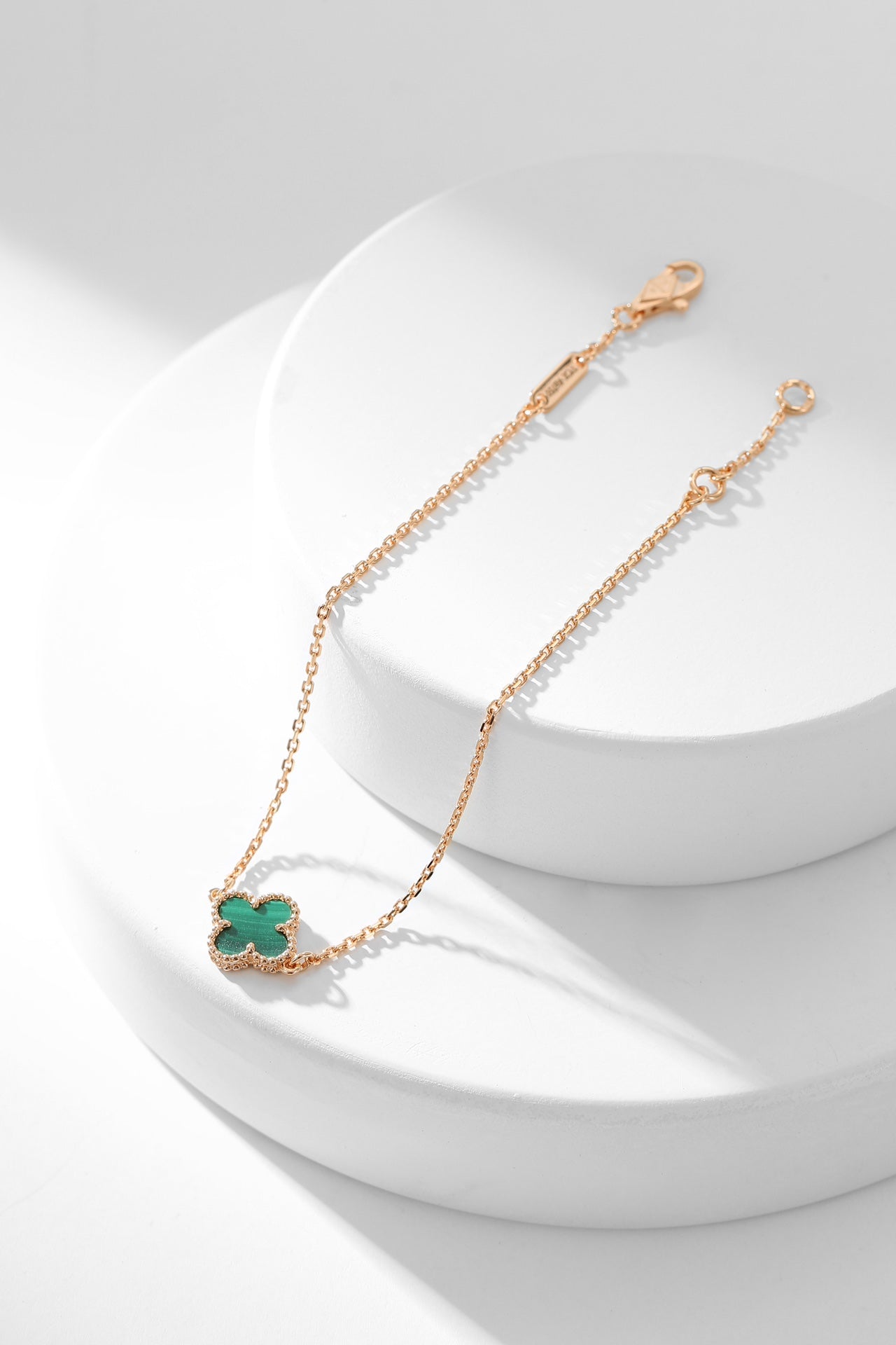 ??Loco?¡¥CLOVER BRACELET MALACHITE 1 MOTIF