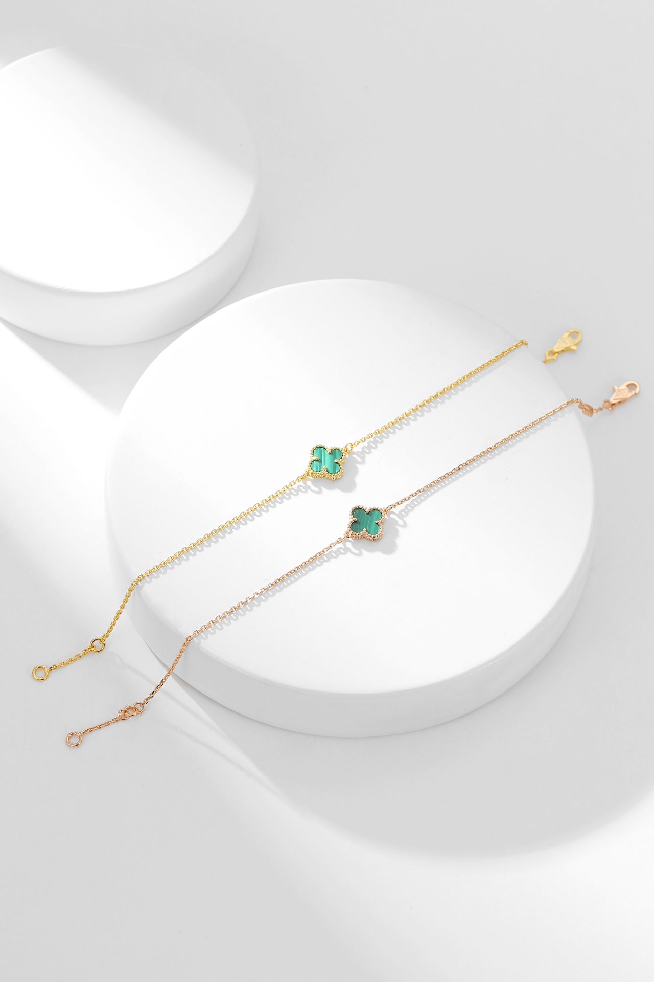 ??Loco?¡¥CLOVER BRACELET MALACHITE 1 MOTIF